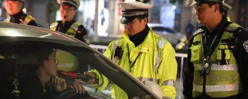 车子脱保了被交警抓到怎么办