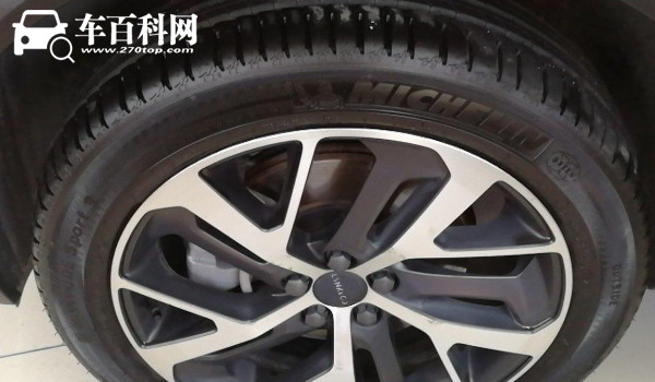 领克01轮胎型号 235/50 r19马牌轮胎