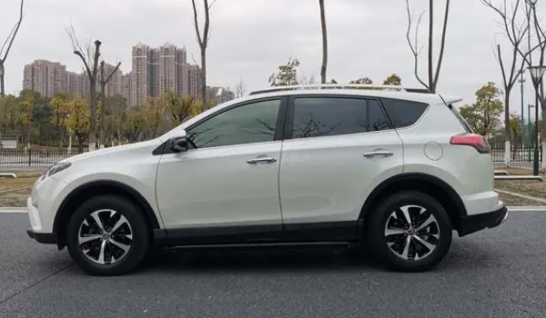 RAV4荣放发动机怎么样 发动机使用效果好（自然吸气的版本）