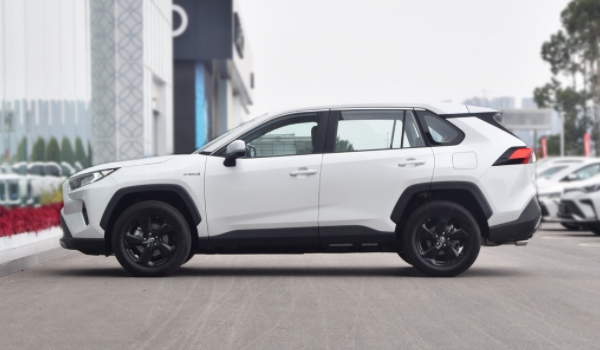 RAV4荣放发动机怎么样 发动机使用效果好（自然吸气的版本）