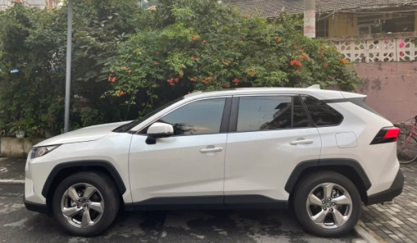 RAV4荣放的三大件包括变速箱吗 包括车辆的变速箱（CVT的版本）