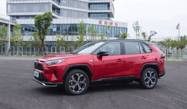 RAV4荣放的汽油滤芯作用是什么 是进行过滤汽油（效果好）