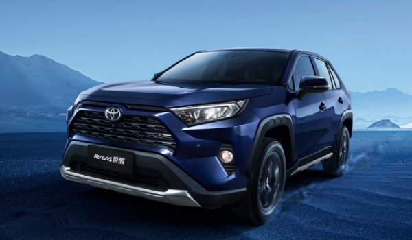 RAV4荣放的防冻液检查的时间 2500公里检查（保障正常使用）