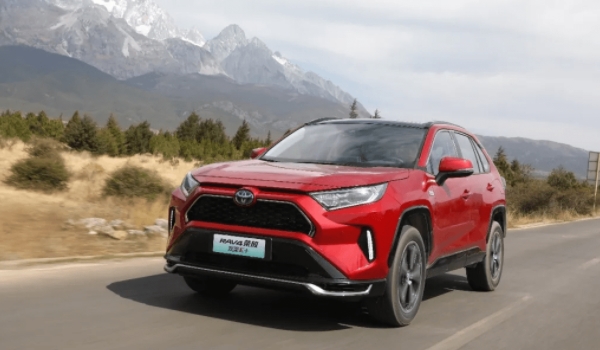 RAV4荣放的变速箱是手动挡还是自动挡 自动挡的版本（Cvt的类型）