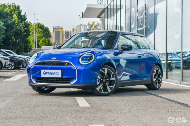 全新电动MINI COOPER正式上市 售价18.98万元起